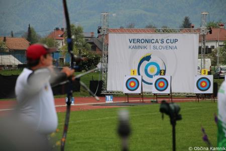 Veronikin pokal 12